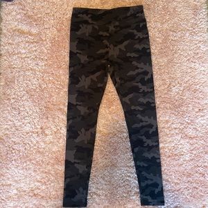 Camo Wild Fable leggings